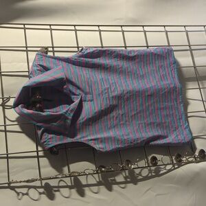 Ladies sleeveless golf shirt